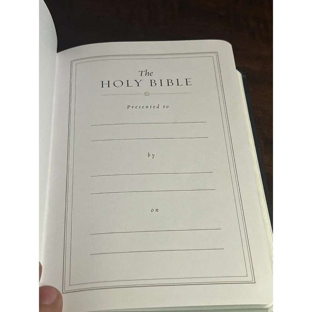 ESV Value Thinline Bible TruTone Black Imitation Leather, by Crossway